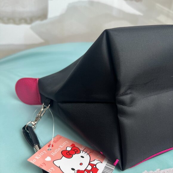 Hello Kitty MAKEUP BAG - Picture 7 of 7